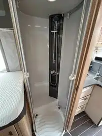 KNAUS Sky TI 700 MEG Platinum Selection